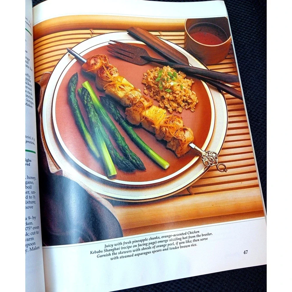 More‎ Low-Fat Recipes by Sunset Publishing Staff (1989, Softcover)
